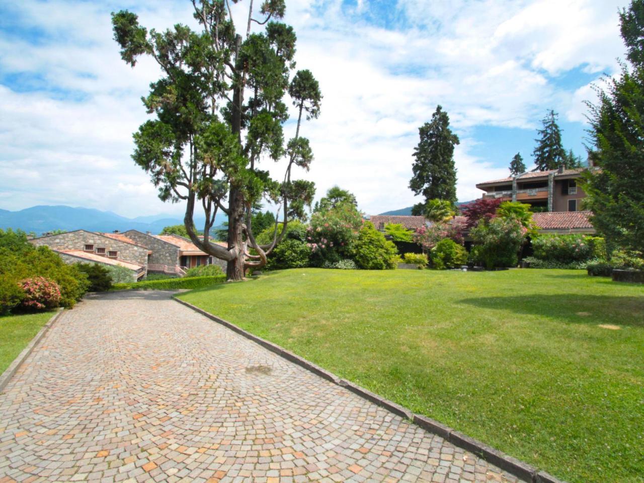 Apartment Hermitage-5 By Interhome Porto Valtravaglia Buitenkant foto